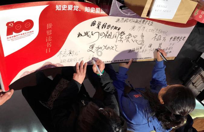 煲骨头汤的正确方法